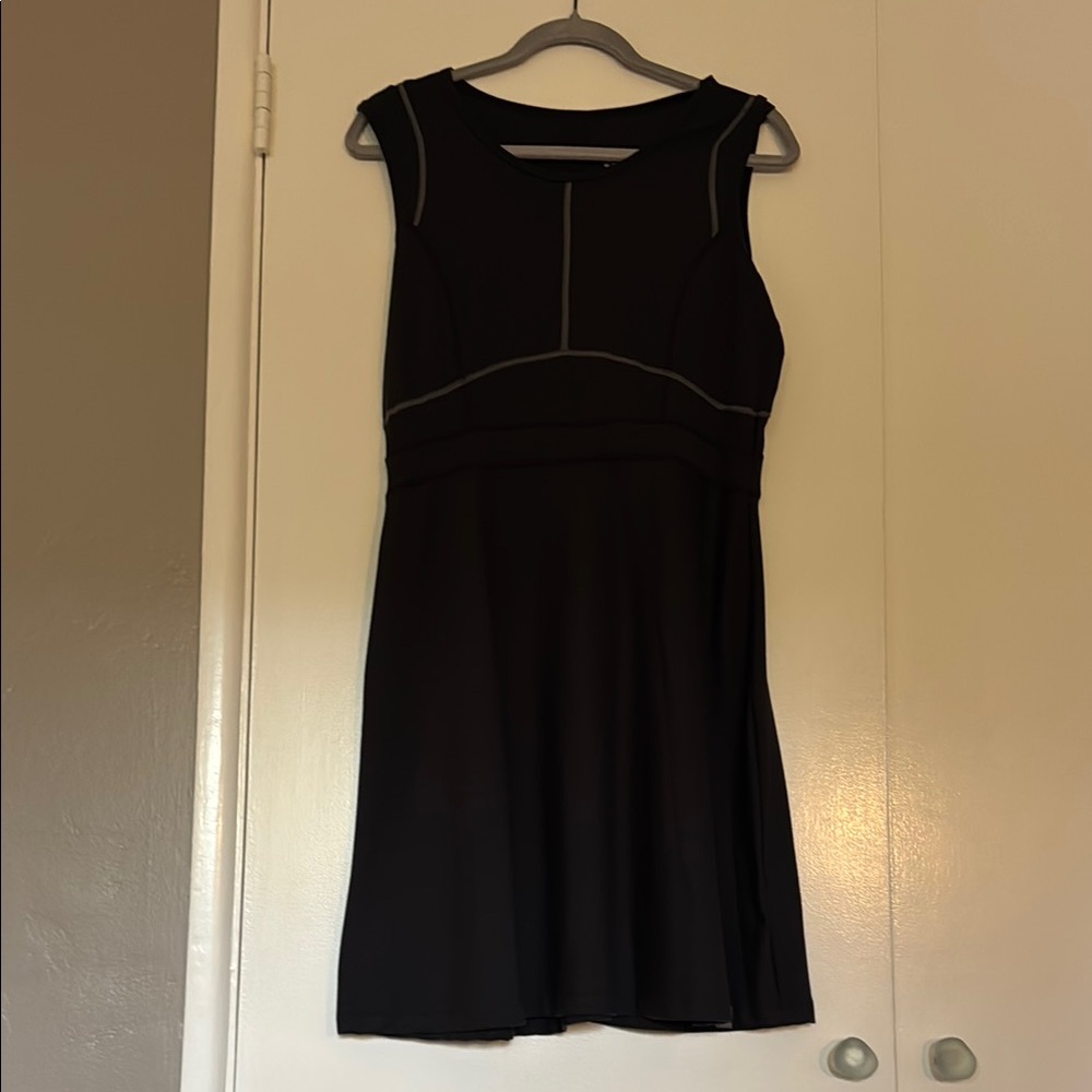 Title Nine Black Sleeveless Dress